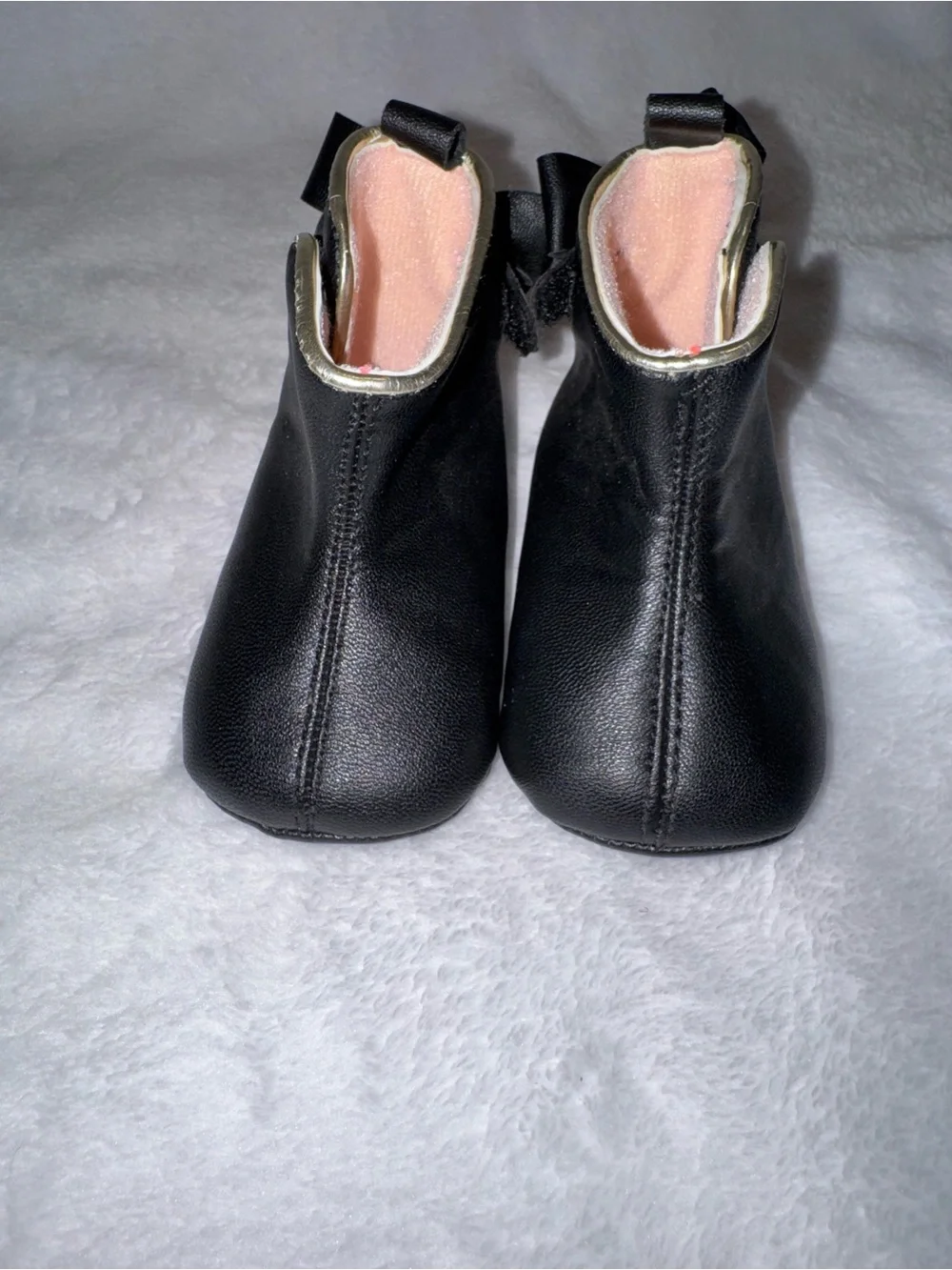 Lot of 4 boots, Shoes, and sandals for baby size 2